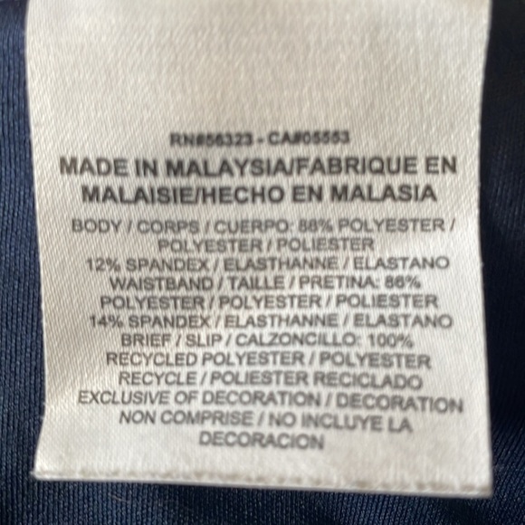 NIKE Dri Fit Running Shorts Size Medium - Picture 10 of 10